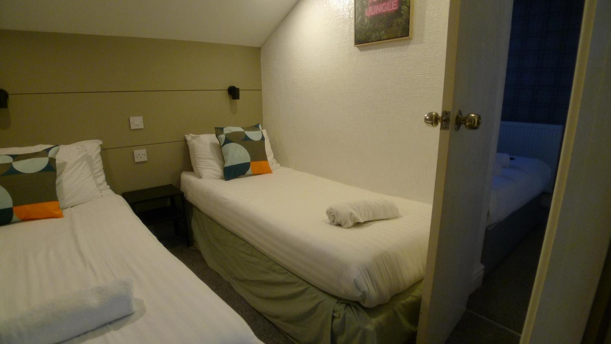 בלקפול Fairway Hotel מראה חיצוני תמונה