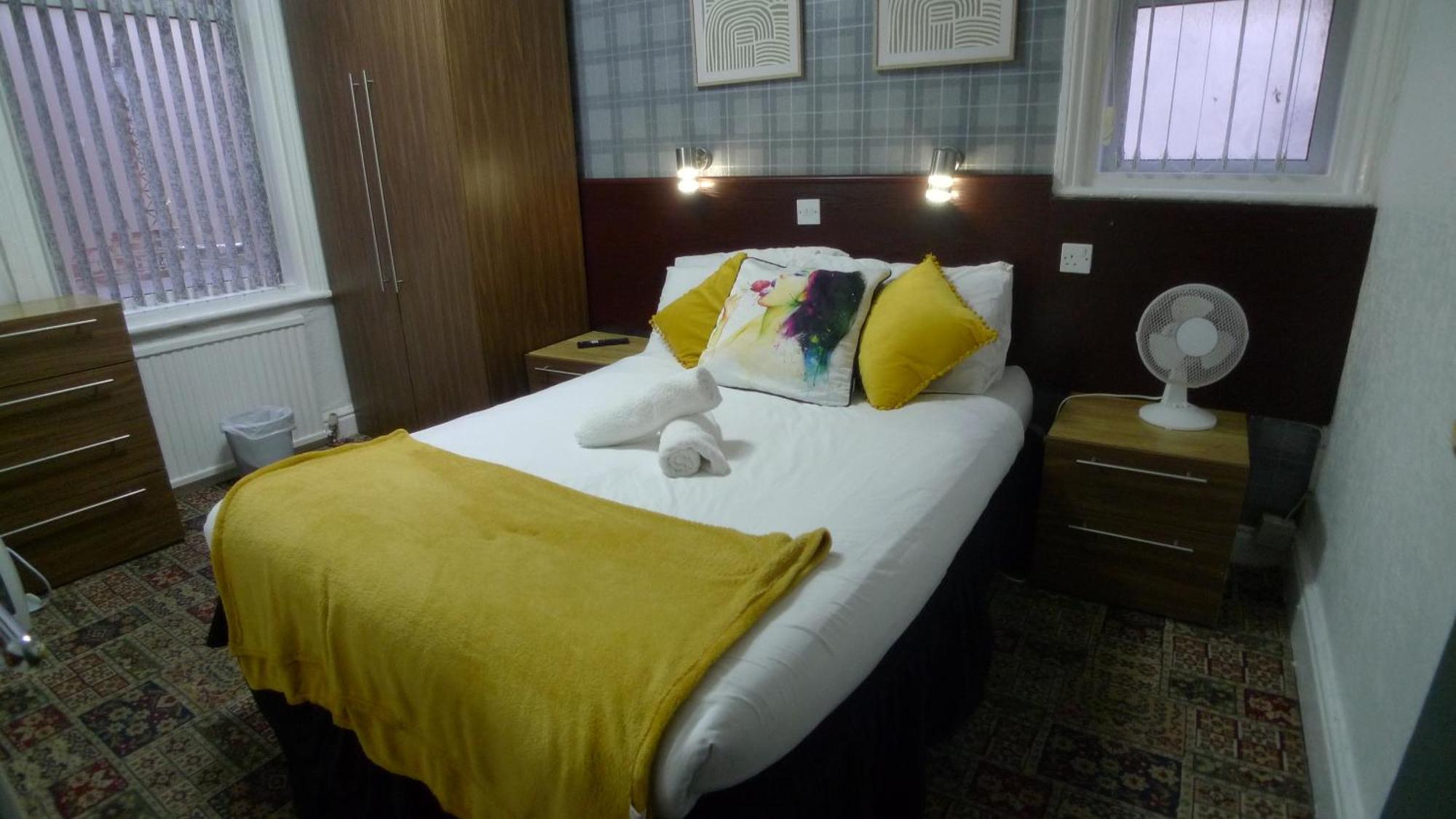 בלקפול Fairway Hotel מראה חיצוני תמונה