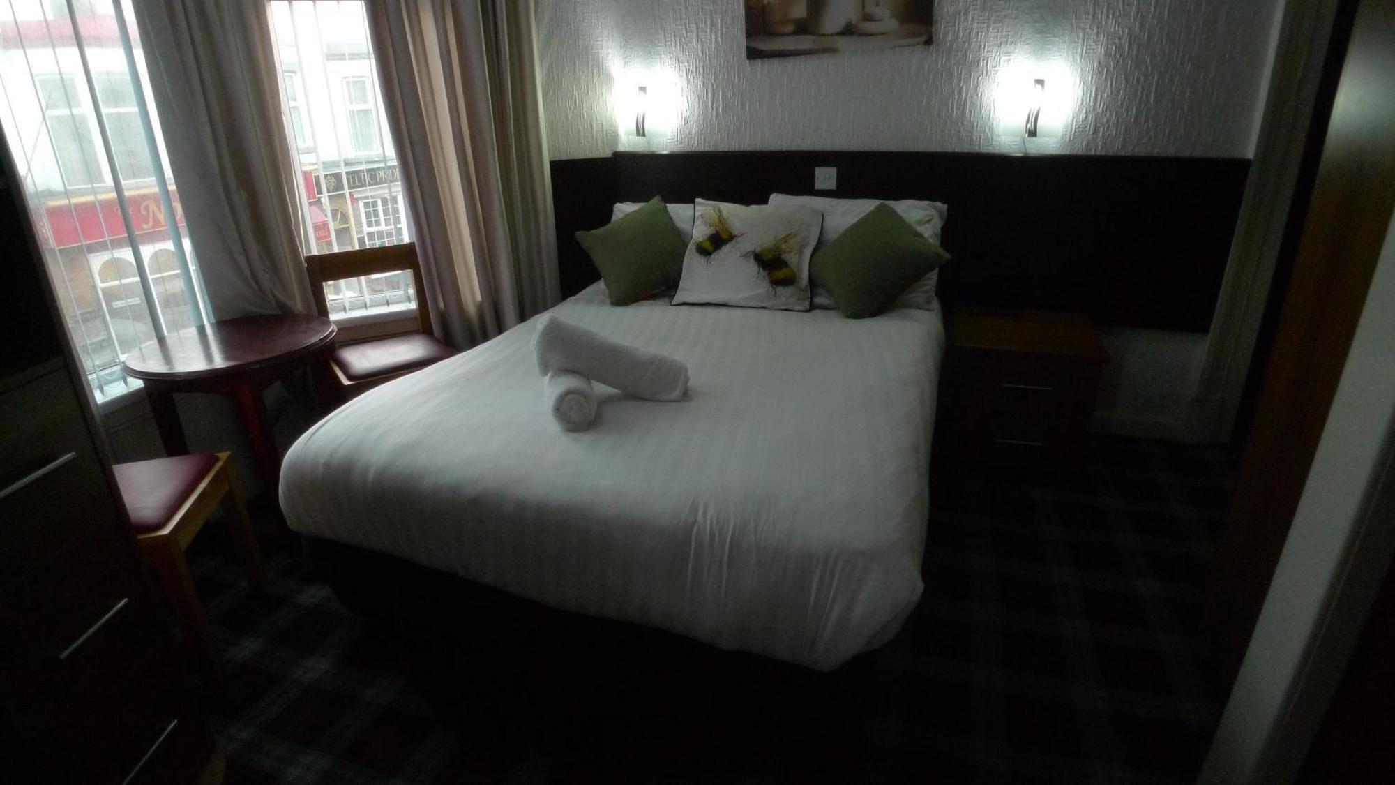 בלקפול Fairway Hotel מראה חיצוני תמונה